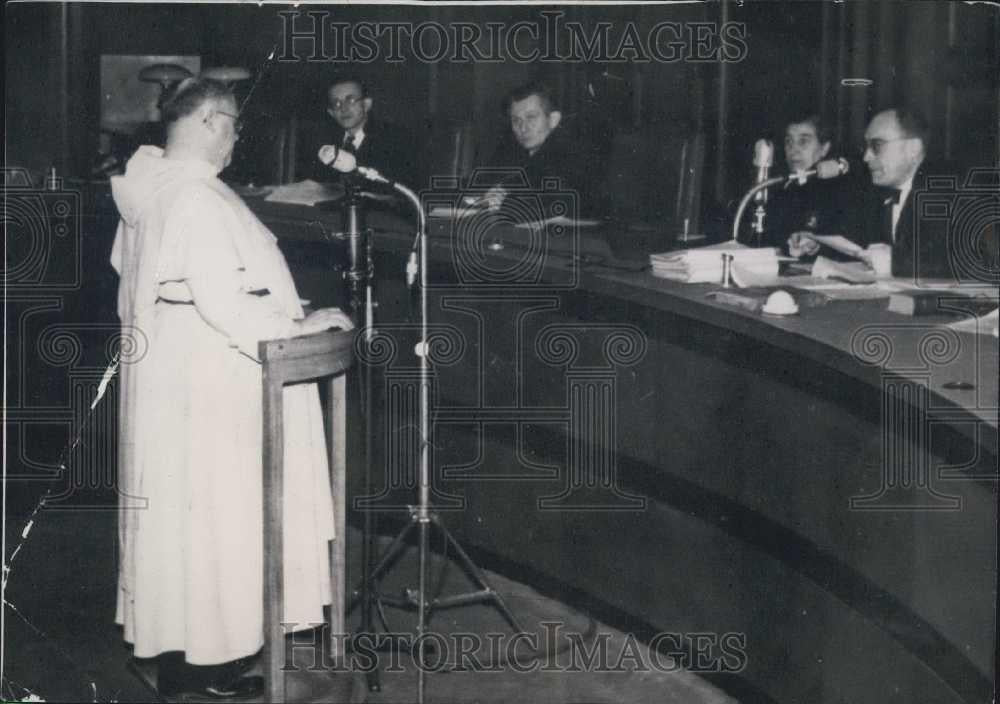 1950 Press Photo Catholic priest on trial in Prague for espionage - Historic Images