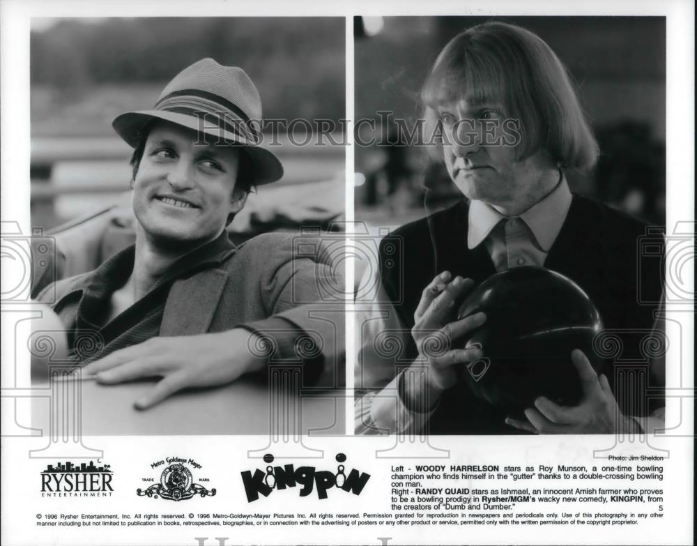 1996 Press Photo Woody Harrelson & Randy Quaid in Kingpin - cvp20007 - Historic Images
