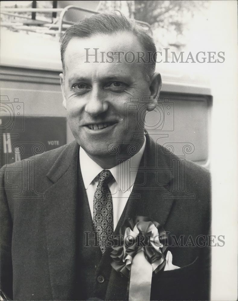 1967 Press Photo Labour Candidate, Islington North, Michael O'Halloran - Historic Images