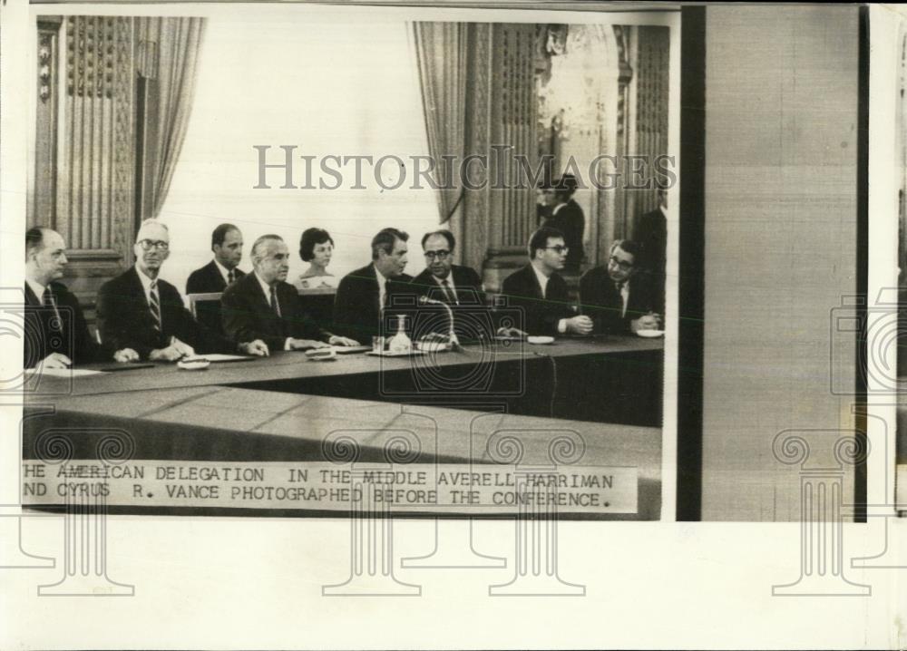 1968 Press Photo The American delegation Mr. Averell Harriman &amp; Cyrus R. Vance - Historic Images