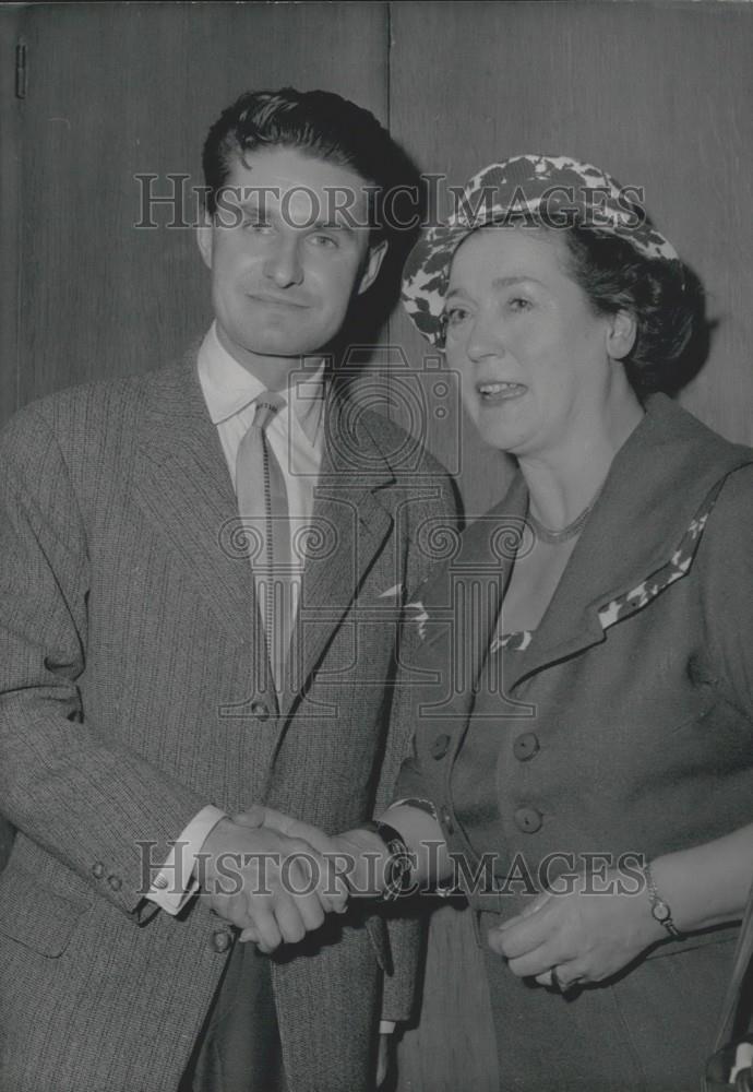 1959 Press Photo Jean-Marc Theolleyre & Mrs. Florise A. Londres - Historic Images