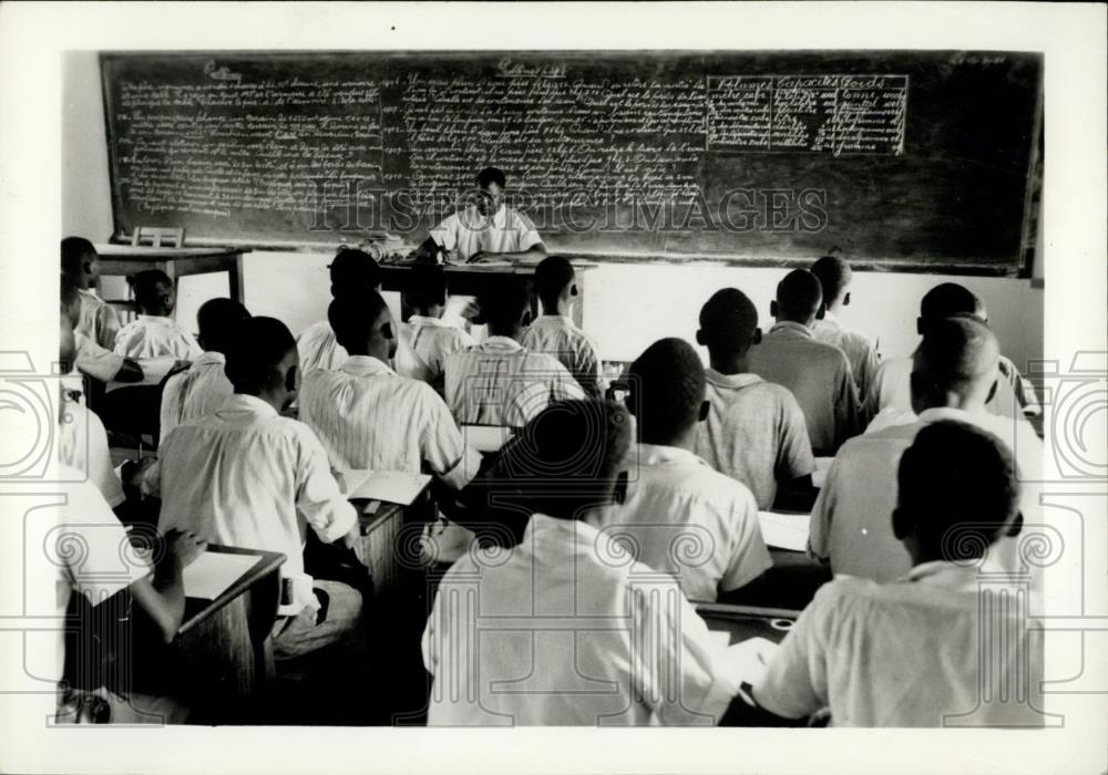 Press Photo Congo - Zaire : ST. Pierre school for mechanics - Historic Images