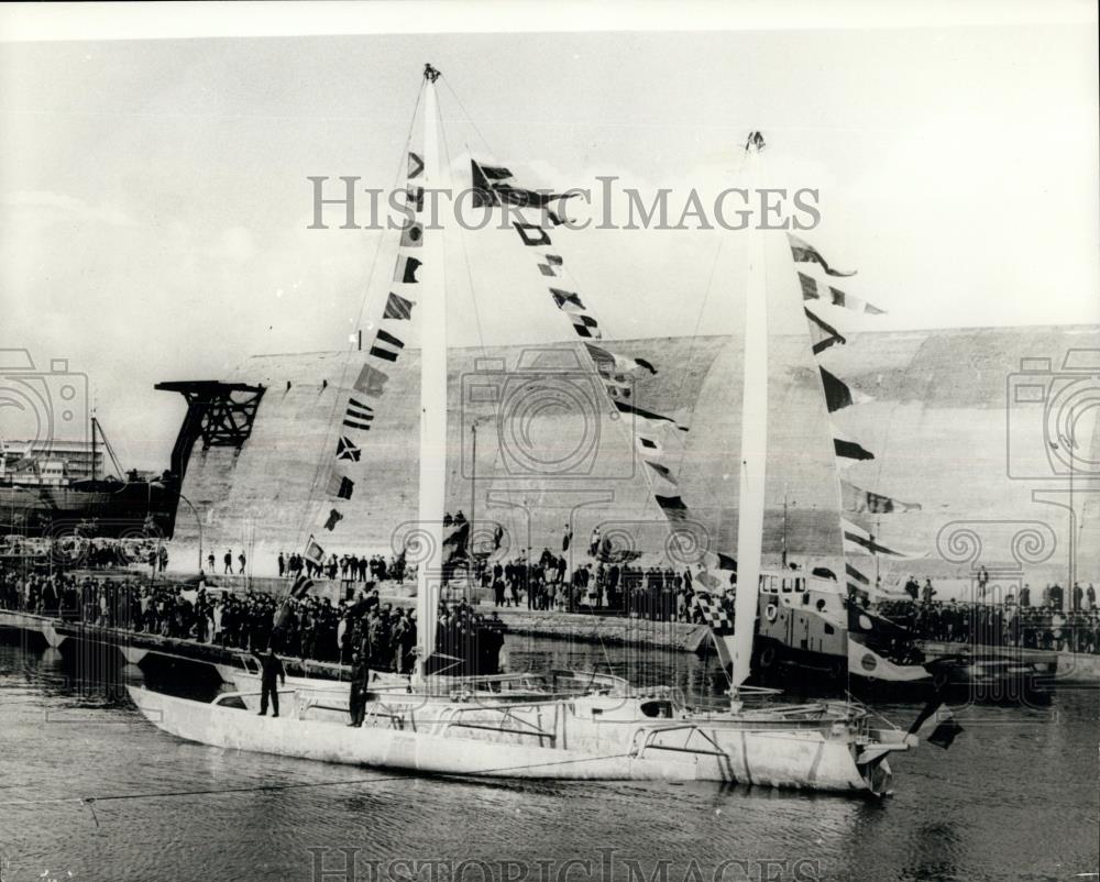 1968 Press Photo Transatlantic Race Entry Launched at Lorient, France - Historic Images