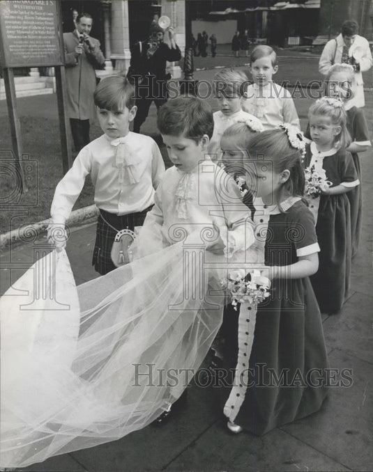 1970 Press Photo Princess Margaret's Children Attendants At Wedding Of Cousin - Historic Images