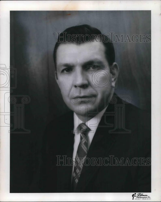 1968 Press Photo Robert E. Hughes, Ohio Savings Association - cvp25371 - Historic Images
