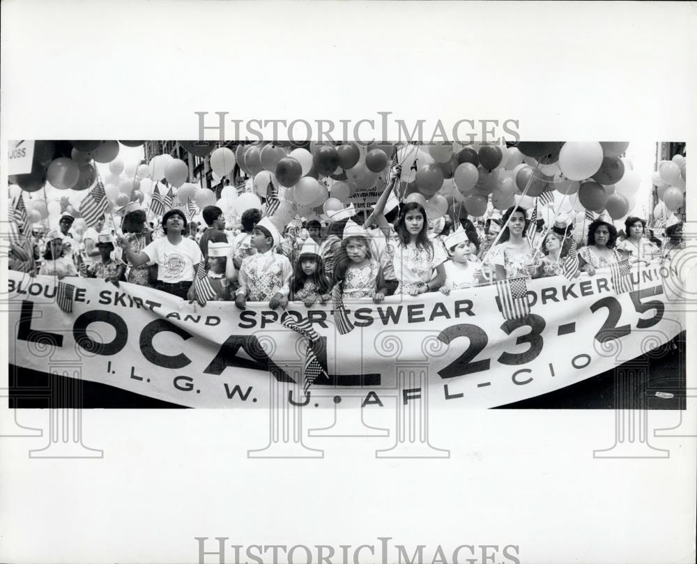 1981 Press Photo NYC, Labor Day Parade. - Historic Images