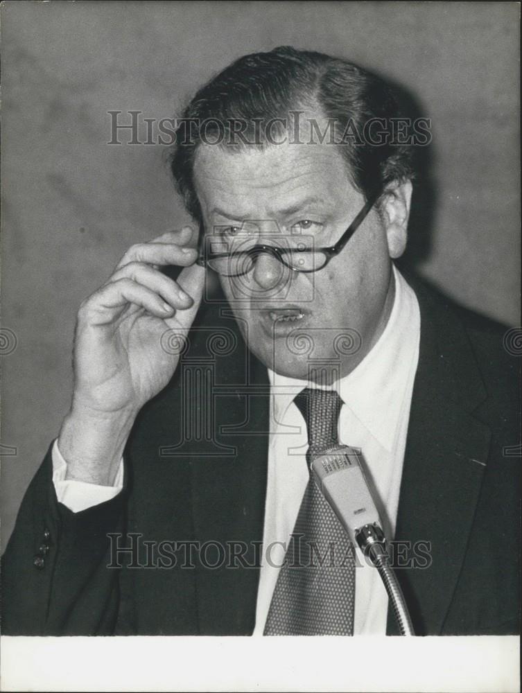 1972 Press Photo France&#39;s Minister of Education Olivier Guichard - Historic Images