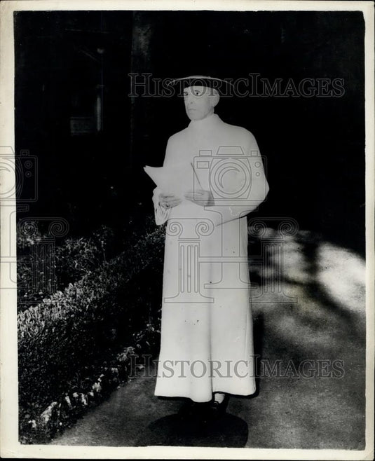 1954 Press Photo First official pictures of the Pope Vatican Gardens - Historic Images