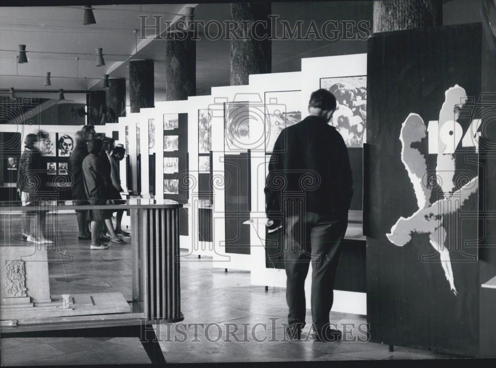 1963 Press Photo Photo and document exhibition of Ghetto of Warsaw - Historic Images