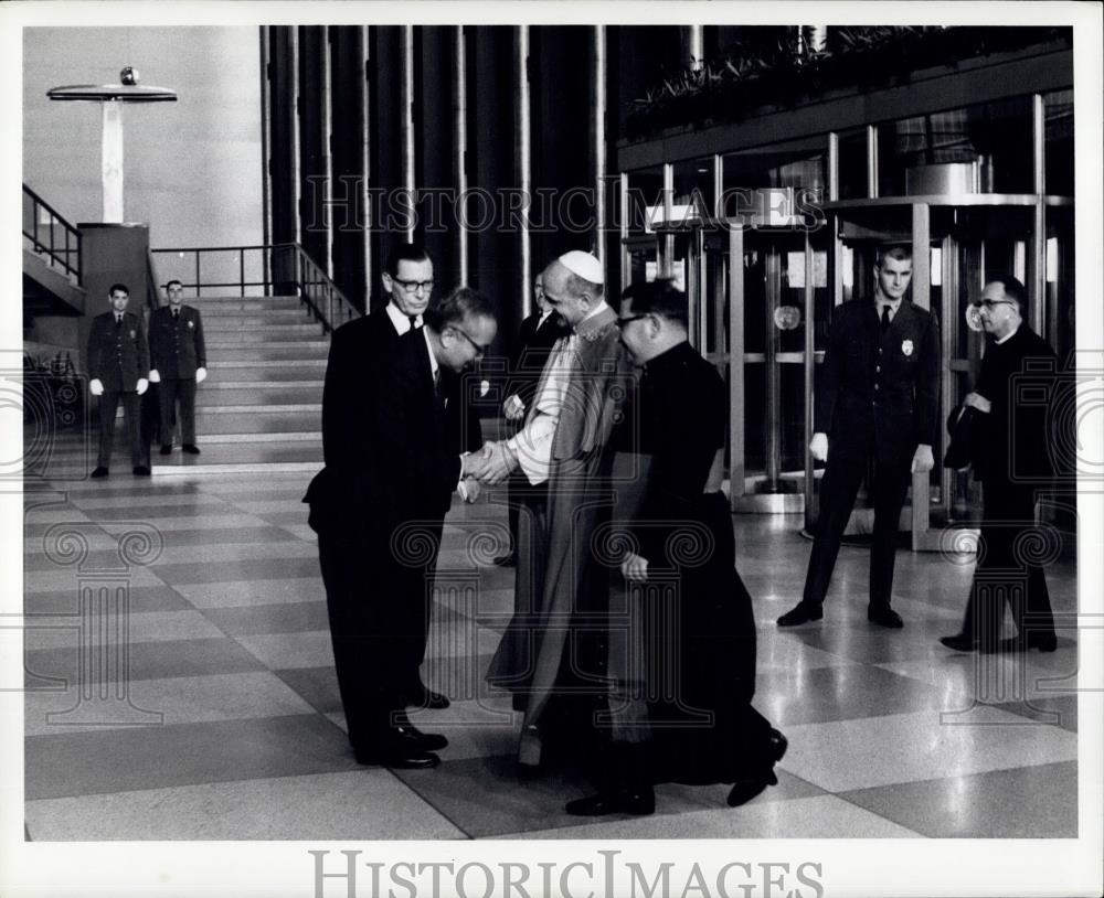 1965 Press Photo Pope Paul VI Visiting United Nations General Assembly - Historic Images