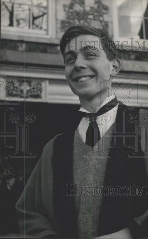 Press Photo Roger Symon,Capt of King's Canterbury,Britain's oldest school - Historic Images