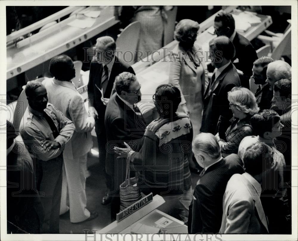 Press Photo Henry Kissinger after UN speech - Historic Images