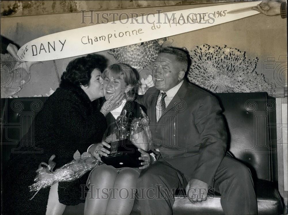 Press Photo World Water Ski Champion Back In Paris: Dany Duflot - Historic Images