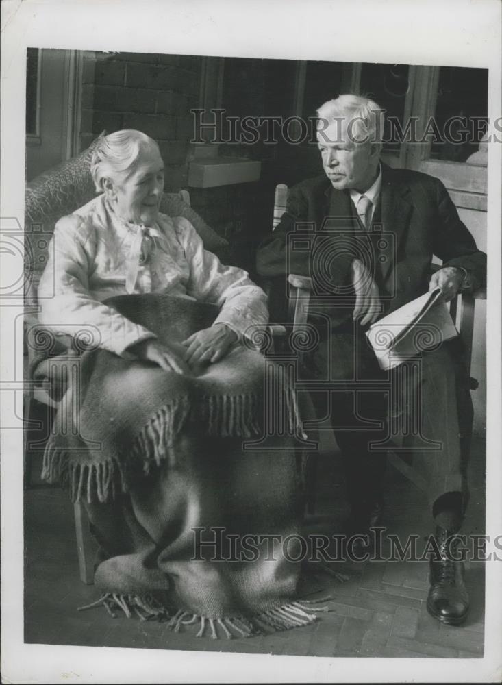 1947 Press Photo Mr. and Mrs. J.R. Clynes - Historic Images