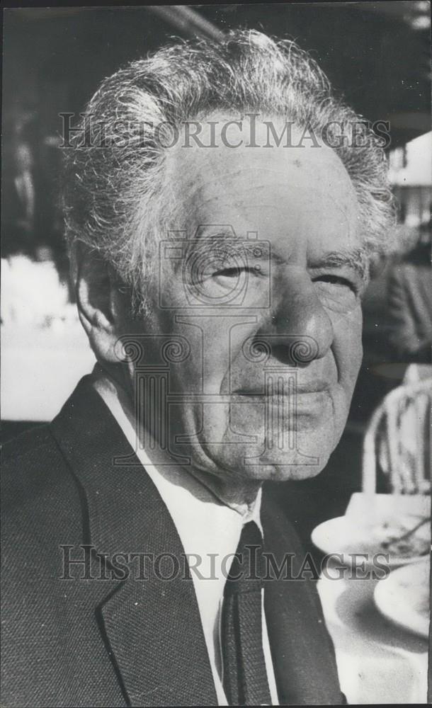 1972 Press Photo Fritz Albert Lipmann, Professor &amp; Nobel Prize Winner - Historic Images