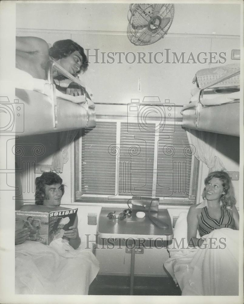 Press Photo Interior, First Class Sleeping Car, Uhuru Railway - Historic Images