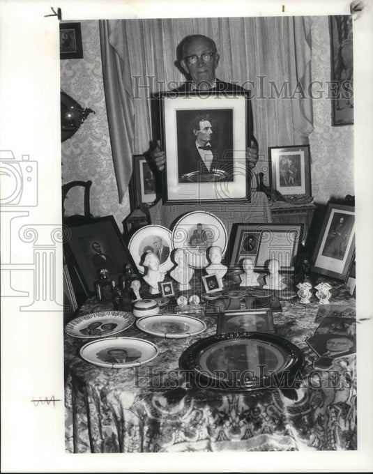 1982 Press Photo Ernst L Hanes Editor Emeritus of Wellington Enterprise Museum - Historic Images