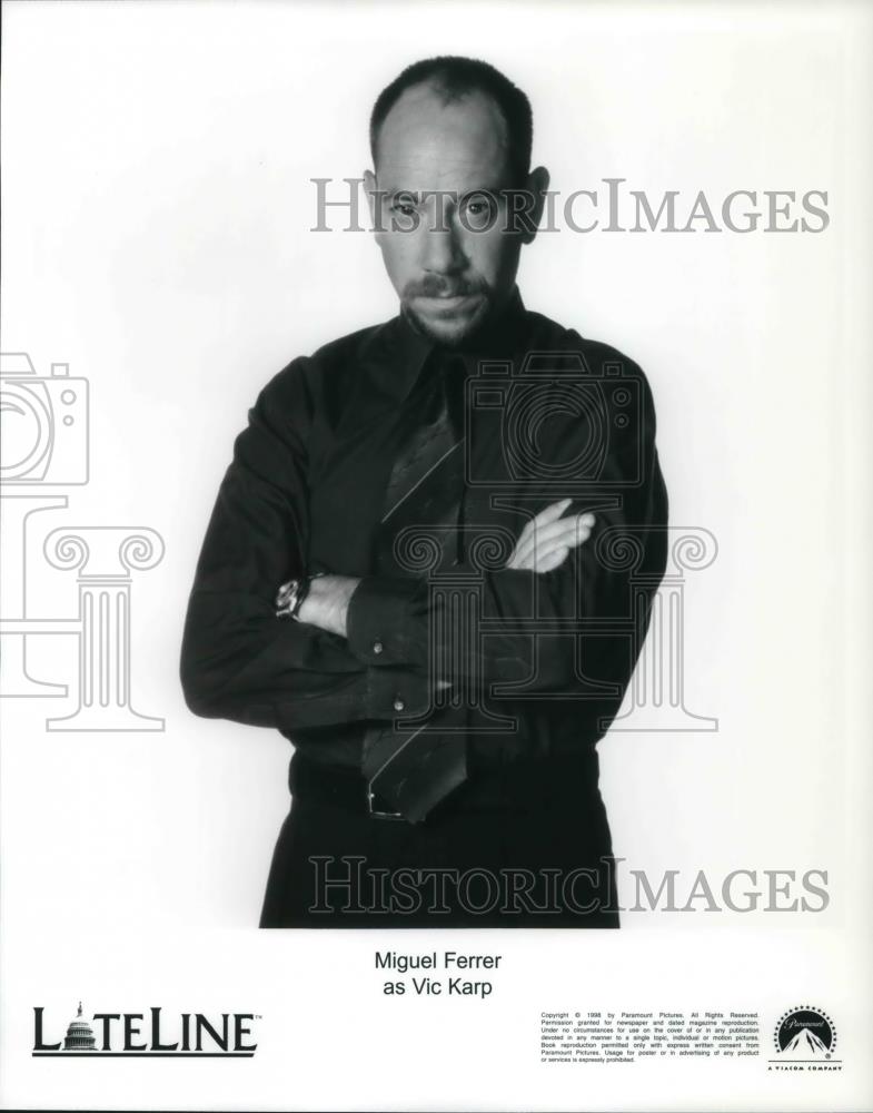 Press Photo Michael Ferrer as Vic Karp in Lateline - cvp20538 - Historic Images