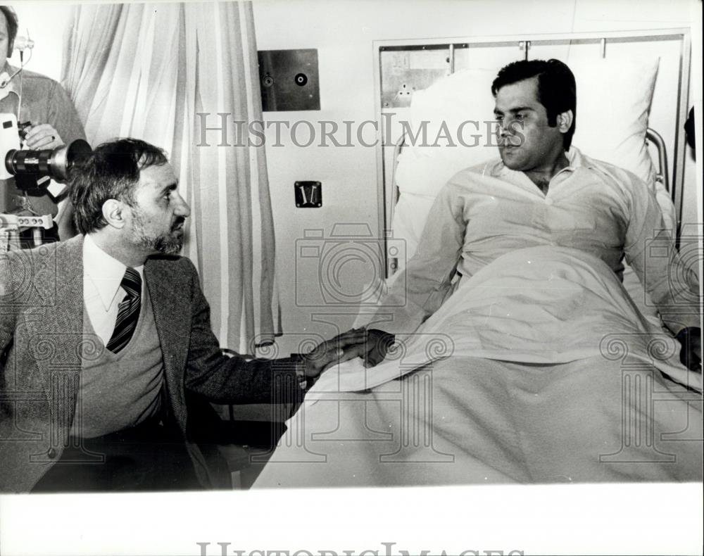 1980 Press Photo Iranian Charge de Affairs, Dr Gholam -Ali Afrouz ,shot - Historic Images