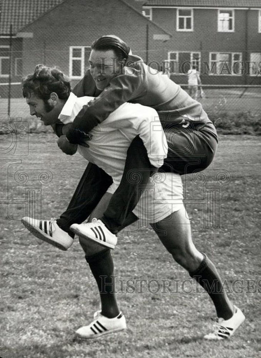 1971 Press Photo British Lions Rugby team train for Australia and New Zealand - Historic Images