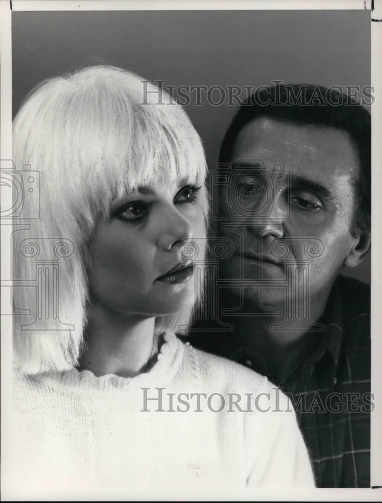 1988 Press Photo Ann Jillian Tony Lo Bianco In The Ann Jillian Story - cvp24808 - Historic Images