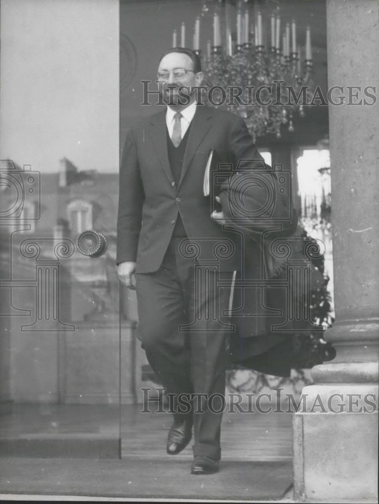 1965 Press Photo M.Edgar Pisani At Meeting At Elysee Palace - Historic Images