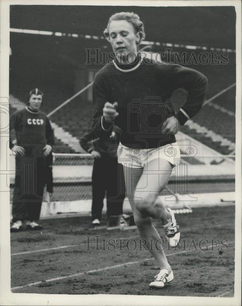 1954 Press Photo Track Runner Nina Otkalenko - Historic Images