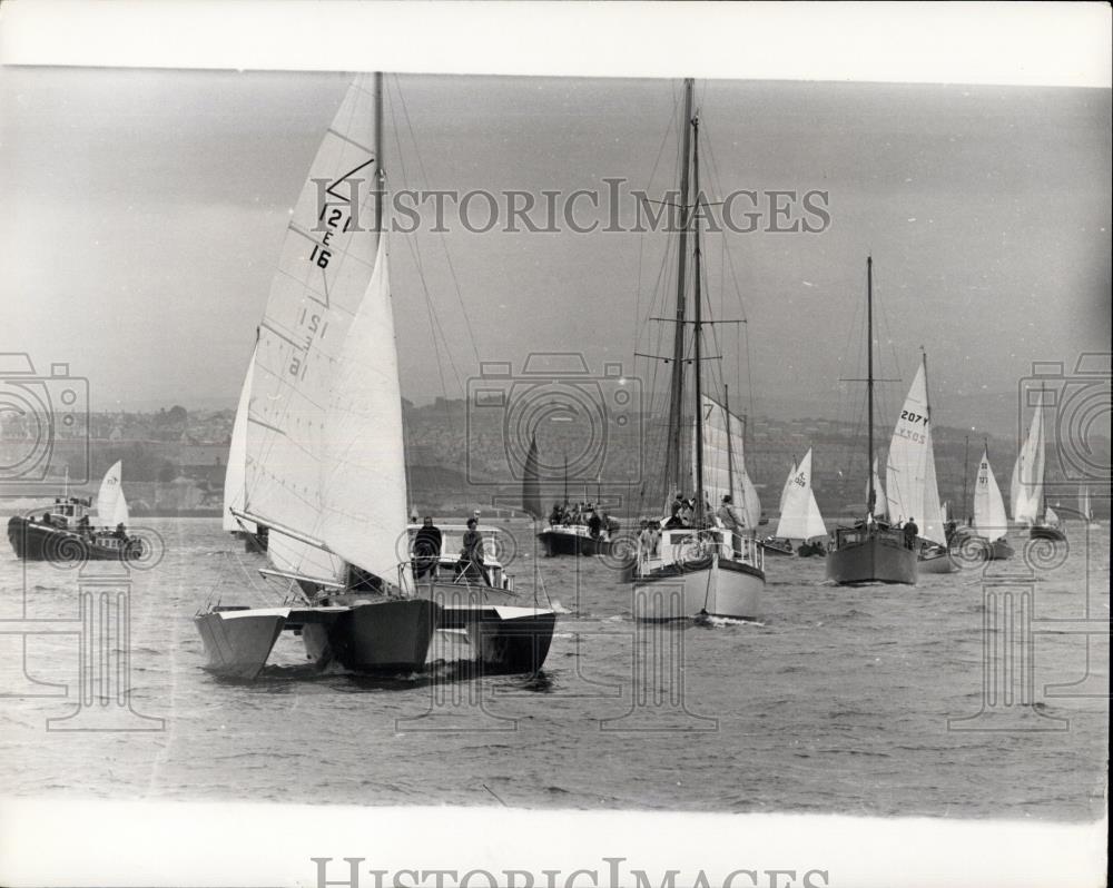 1964 Press Photo Competitors Take Part in The Single- Handed Trans-Atlantic Race - Historic Images