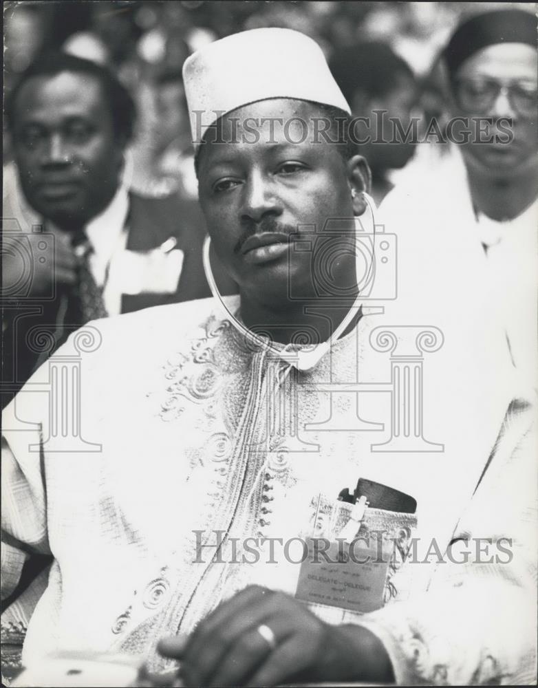 Press Photo Mali Minister Foreign Affairs Charles Samba Cissokho Headphones - Historic Images