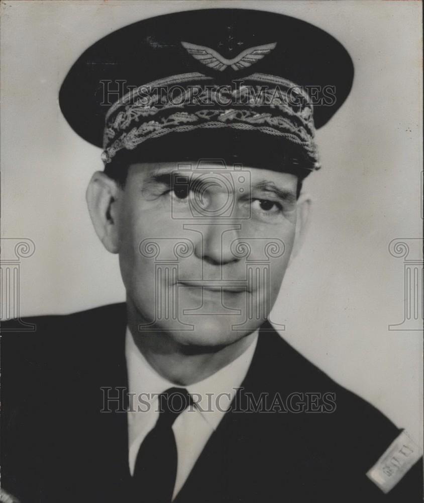 1960 Press Photo Portrait of Airforce Major-General Stehlin - Historic Images