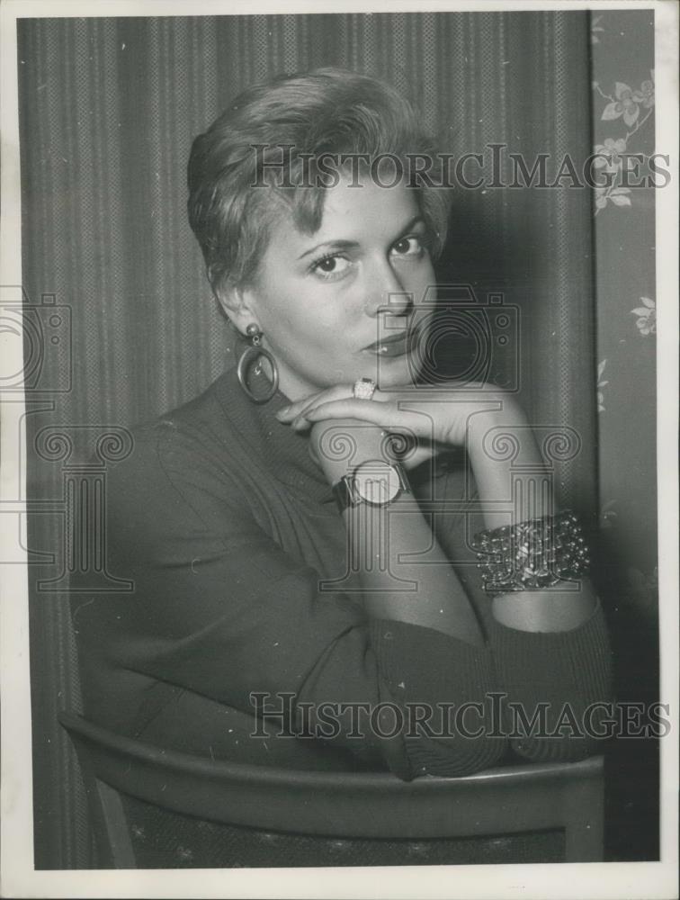 Press Photo Actress Eva Bartok - Historic Images