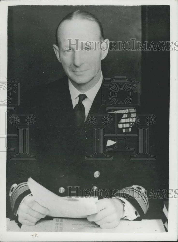 1954 Press Photo Admiral Sir Guy Grantham - Historic Images