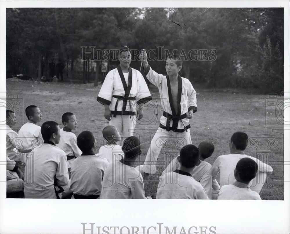 Press Photo South Korean Students practice martial arts - Historic Images