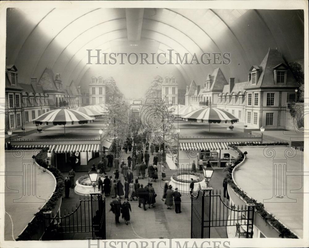 1958 Press Photo Opening Of The Ideal Home Exhibition At Olympia - Historic Images