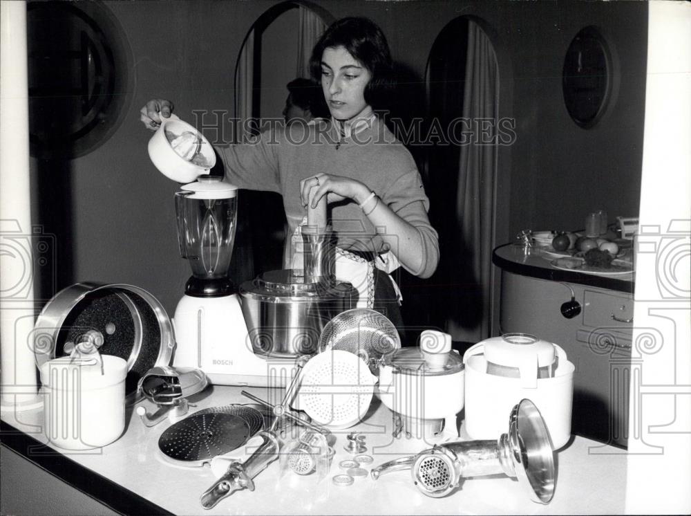 1958 Press Photo the cutlery and steel work fair in Cologne - Historic Images