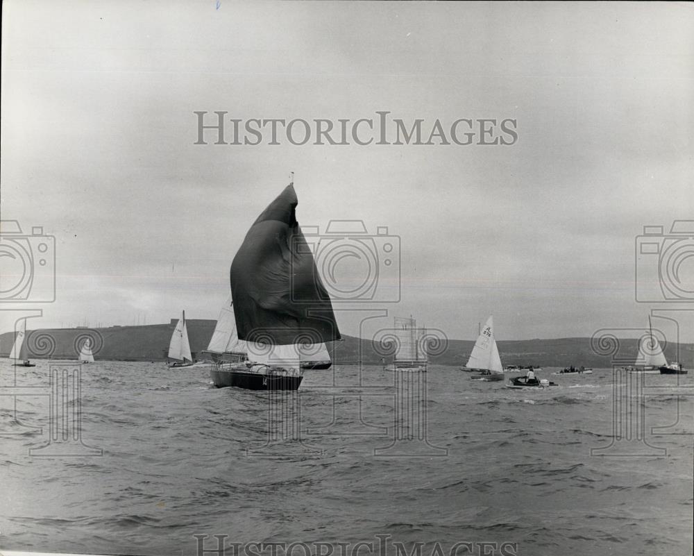 1964 Press Photo Competitors Compete In teh Single - Handed Trans-Atlantic race - Historic Images