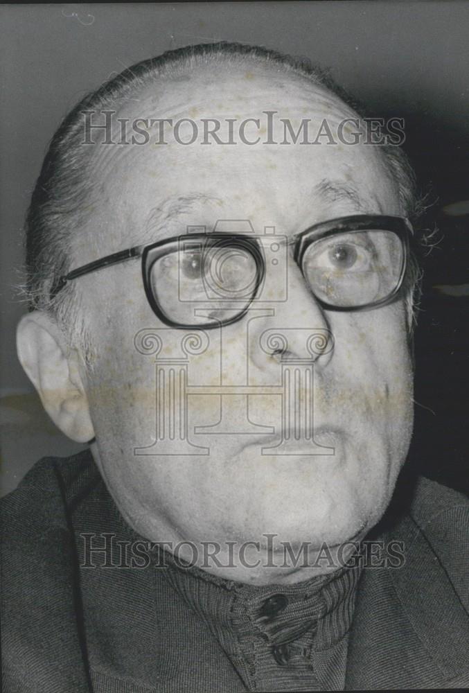 1971 Press Photo Portrait of Daniel Mayer - Historic Images