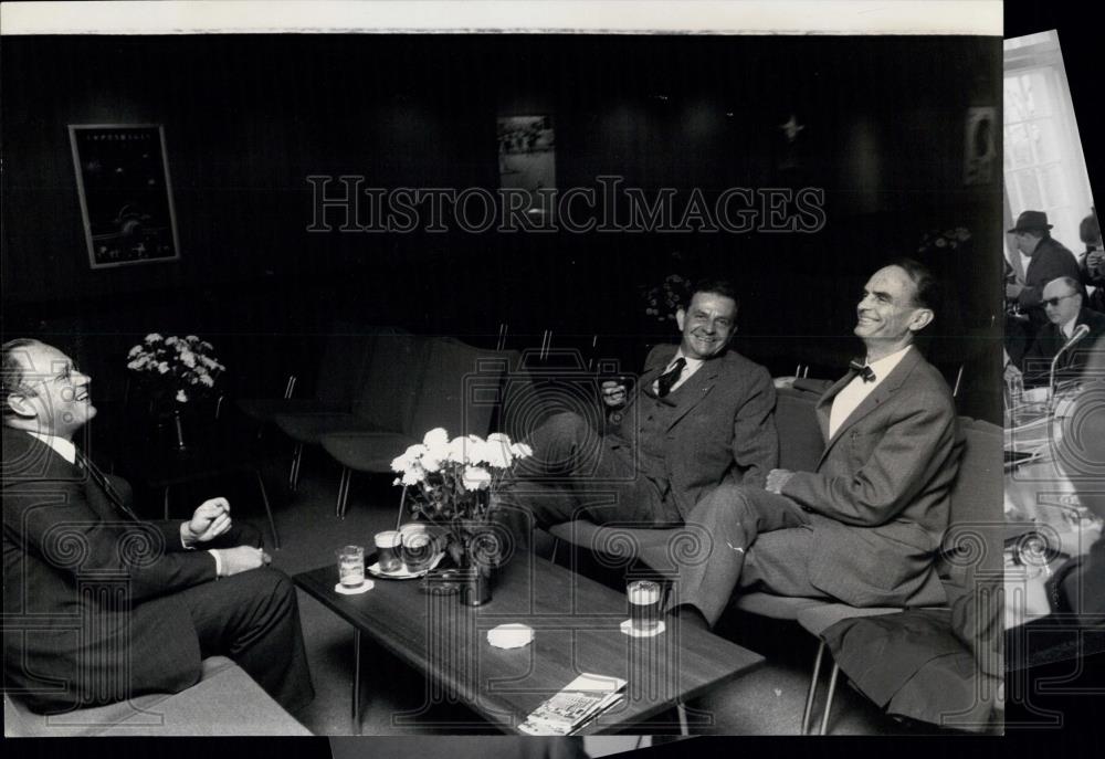 1970 Press Photo Four Power Talks On Berlin,Ambs meet - Historic Images