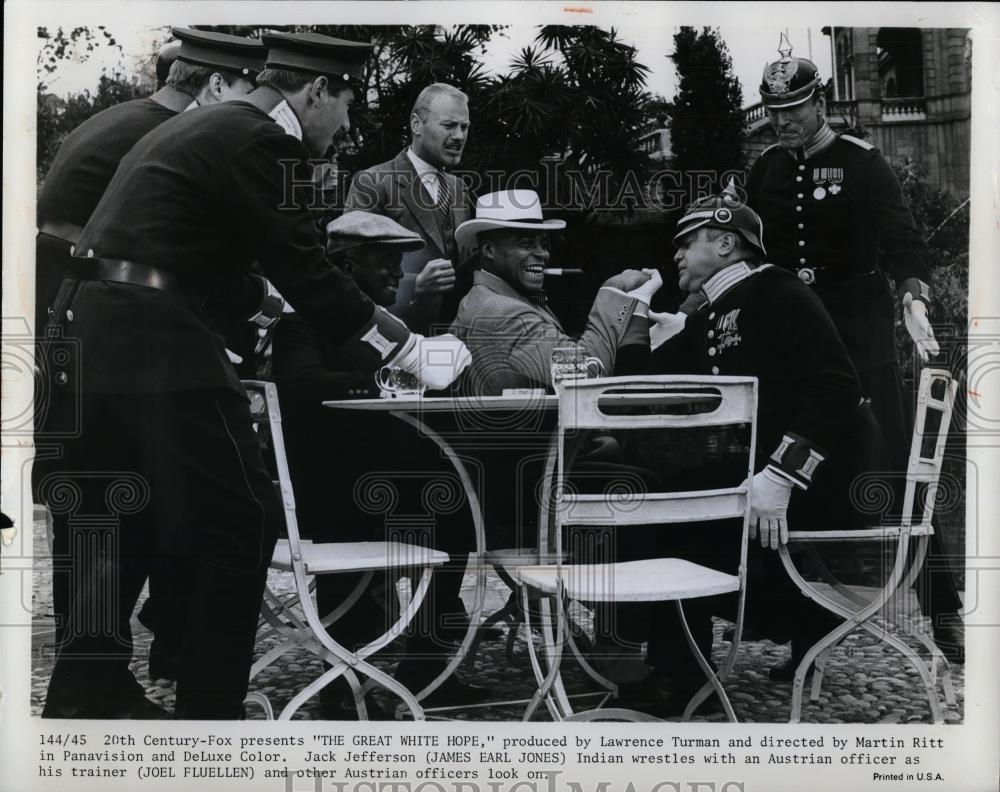 1970 Press Photo James Earl Jones in "The Great White Hope" - cvp26867 - Historic Images