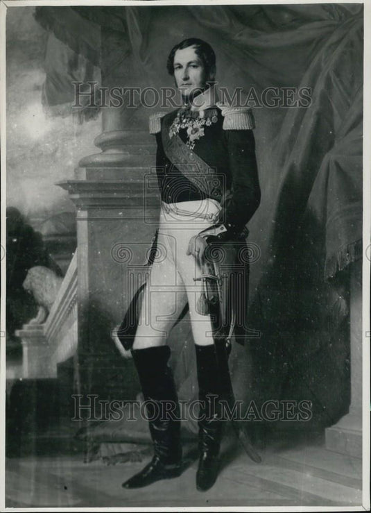 Press Photo A Man In Military Uniform - Historic Images