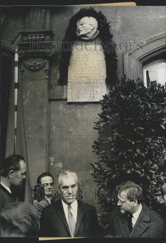 1968 Press Photo Soviet ambassador Semjon Zarapkin at Lenin Plaque Unveiling. - Historic Images