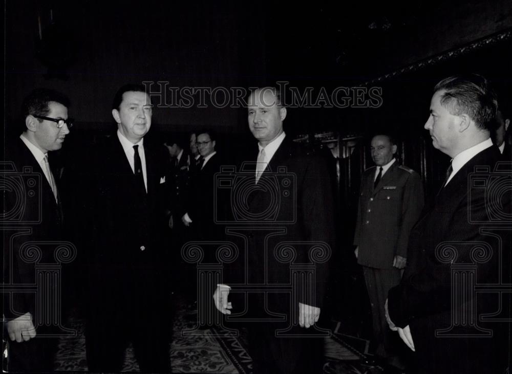 1967 Press Photo AmbAlfred Puhan &amp; President Pal Losonce - Historic Images