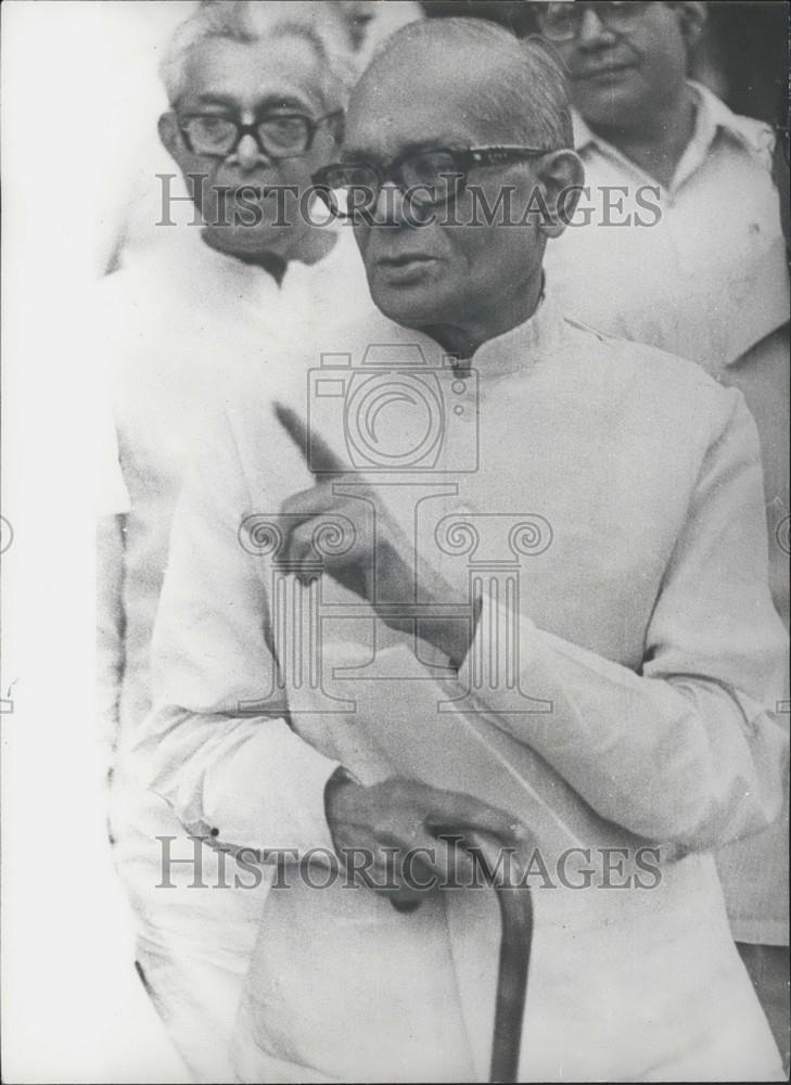 1974 Press Photo Sarvodaya leader Mr. Jayaprakash Narayana - Historic Images