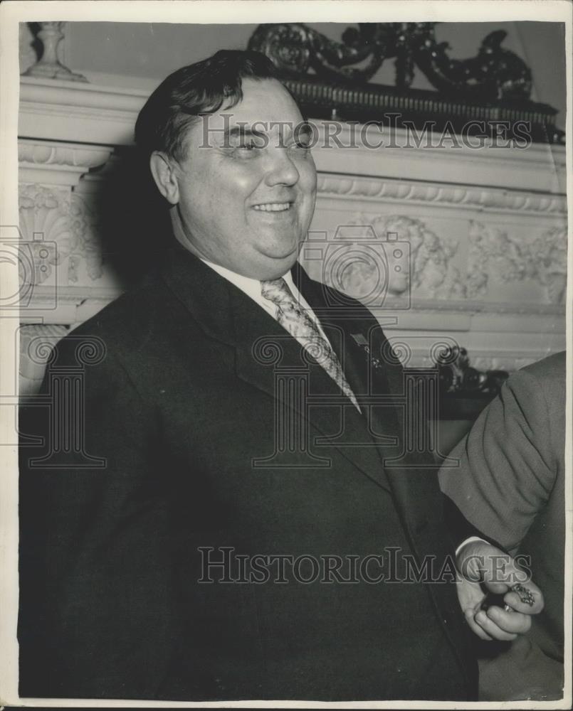 1956 Press Photo Mr Malenkov ,at Soviet Embassy - Historic Images