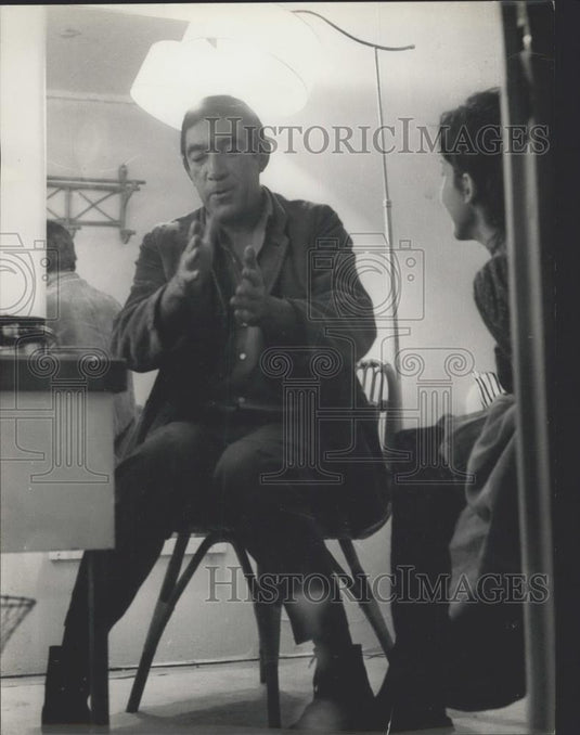1966 Press Photo Anthony Quinn Rehearsing Scene For New Movie "25th Hour" - Historic Images