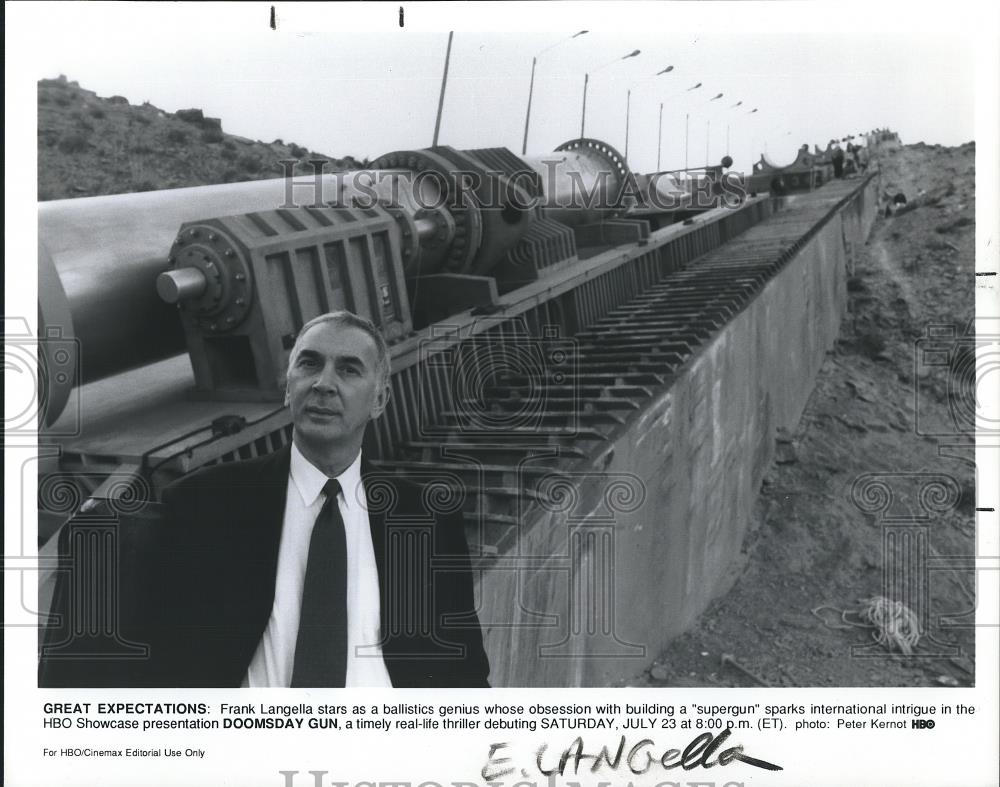 1994 Press Photo Frank Langella in The Deadly Trap - cvp26042 - Historic Images