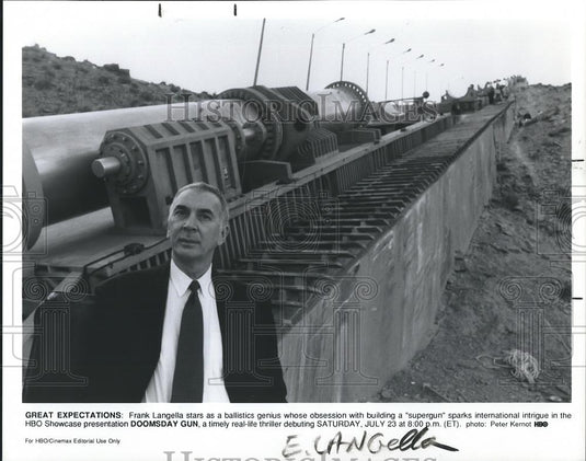 1994 Press Photo Frank Langella in The Deadly Trap - cvp26042 - Historic Images