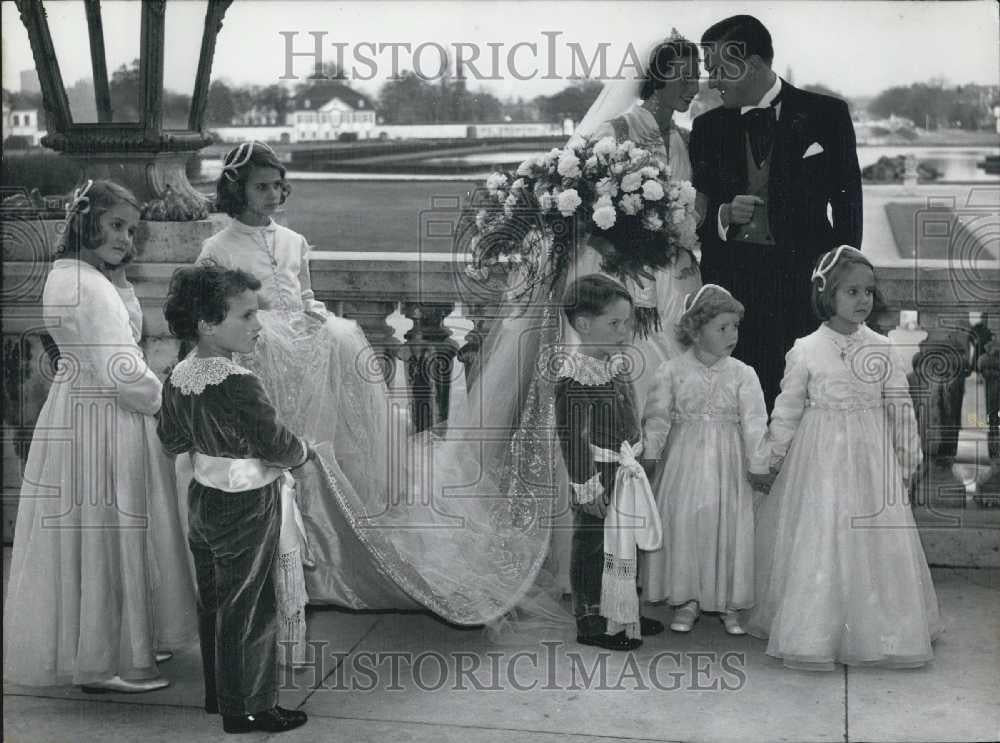 1957 Press Photo Marriage of Princess Marie Gabriele von Bayern. Nymphenburg. - Historic Images