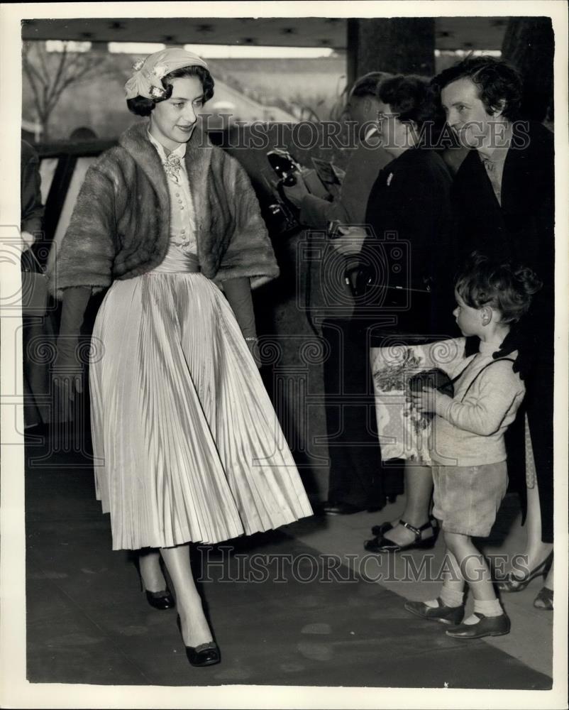 1956 Press Photo Princess Margaret at Festival Hall - Historic Images