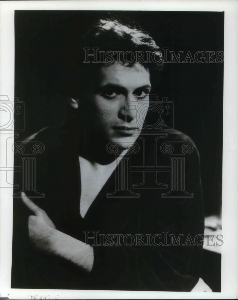 1984 Press Photo Harvey Fierstein Playwright and Actor - cvp21455 - Historic Images